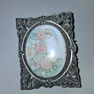 Vintage Floral Belt Buckle with Silver Frame